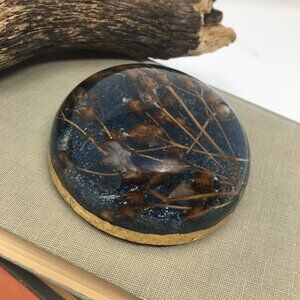 Handmade Resin Gold Edge Paperweight Round Clear Botanical Nicotiana Specimen